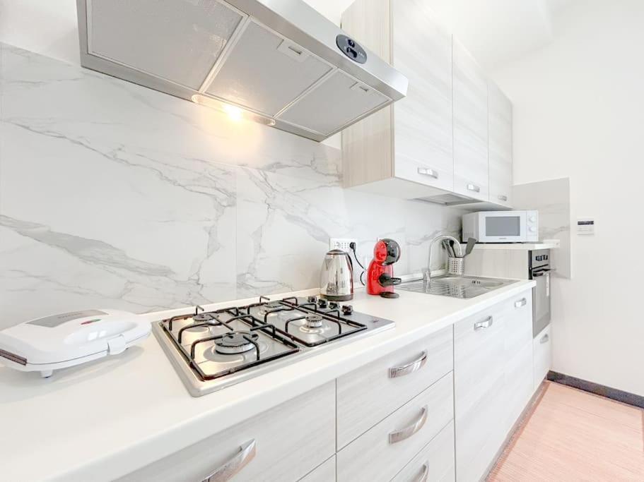 Elegant Apartment - Wifi - Smart Tv - Netflix Genoa Exterior photo