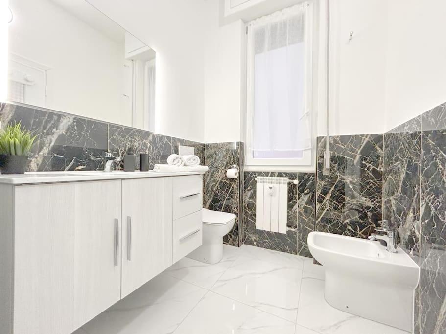 Elegant Apartment - Wifi - Smart Tv - Netflix Genoa Exterior photo